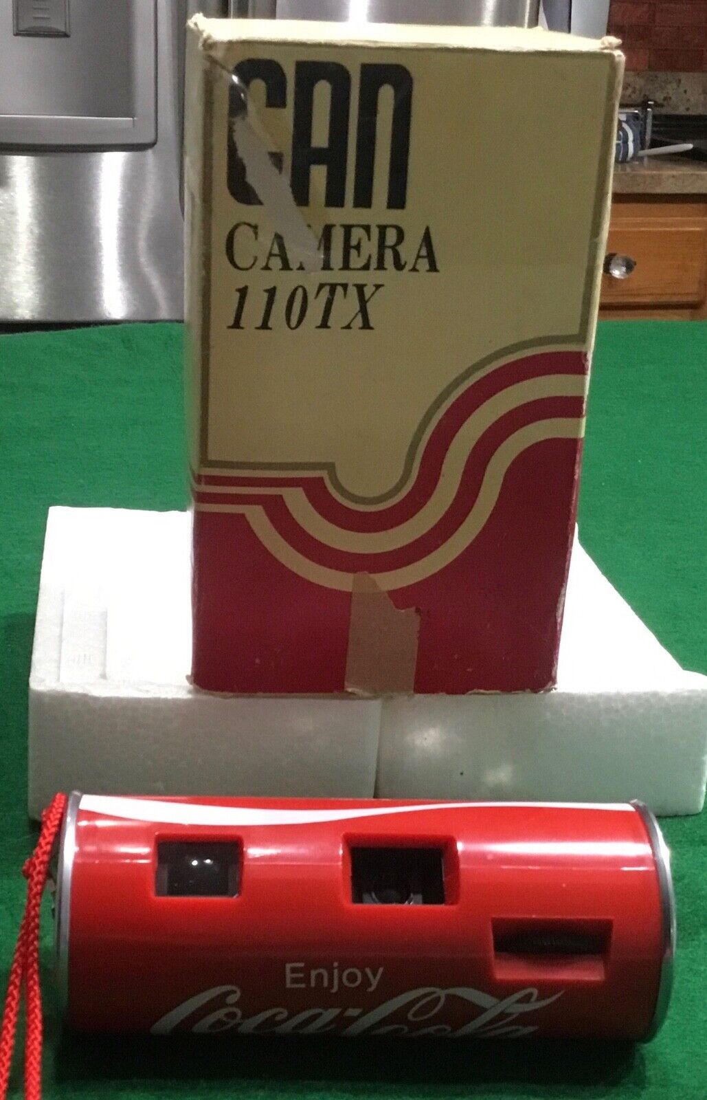 COCA COLA COLLECTIBLE RARE 1980\'S 110 TX CAMERA