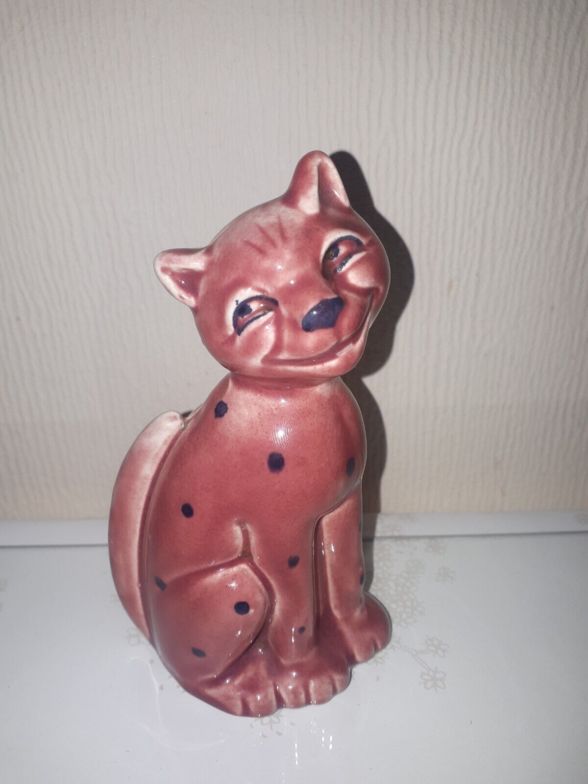 Vintage Mid-century Cheshire Smiling Cat Ceamic Pink Rare 14cm Tall