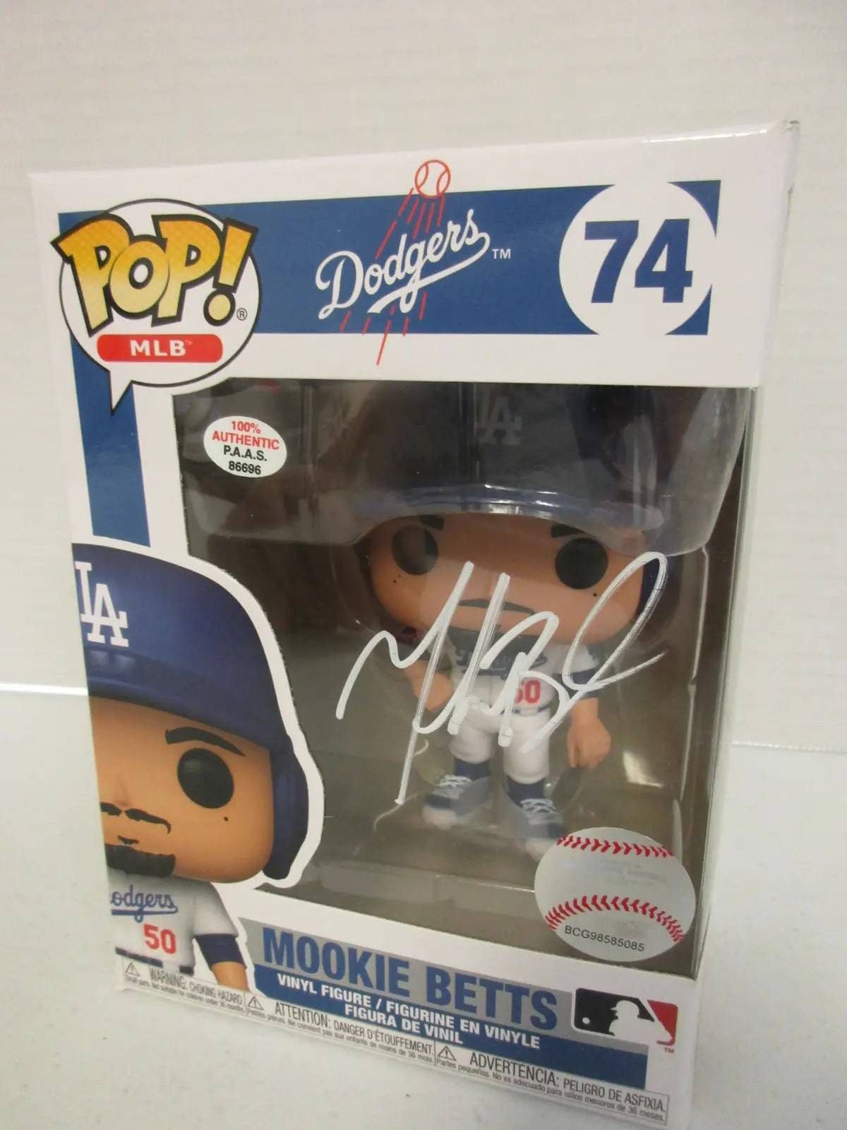 Mookie Betts of the LA Dodgers signed autographed Funko Pop Figure PAAS COA 696