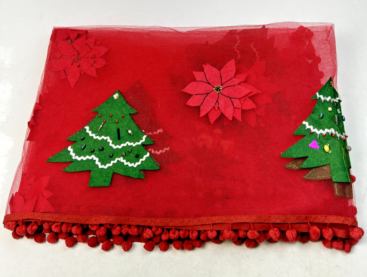 Vintage 1950s-1960s Novelty Handmade Tool & Felt Christmas Tablecloth