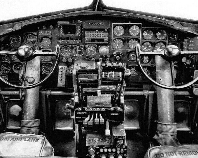 B-17 Flying Fortress control columns & instrument panel WWII WW2 8x10 Photo 88b