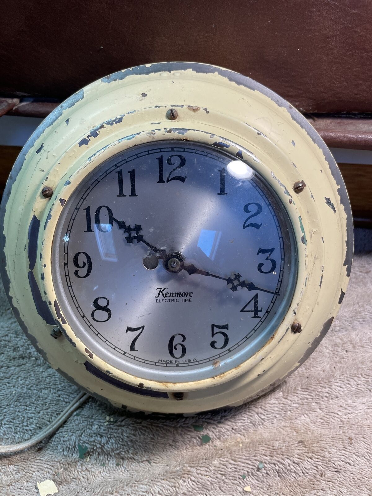 Vintage Kenmore Electric Time Wall Clock Works Original cord and plug. 219