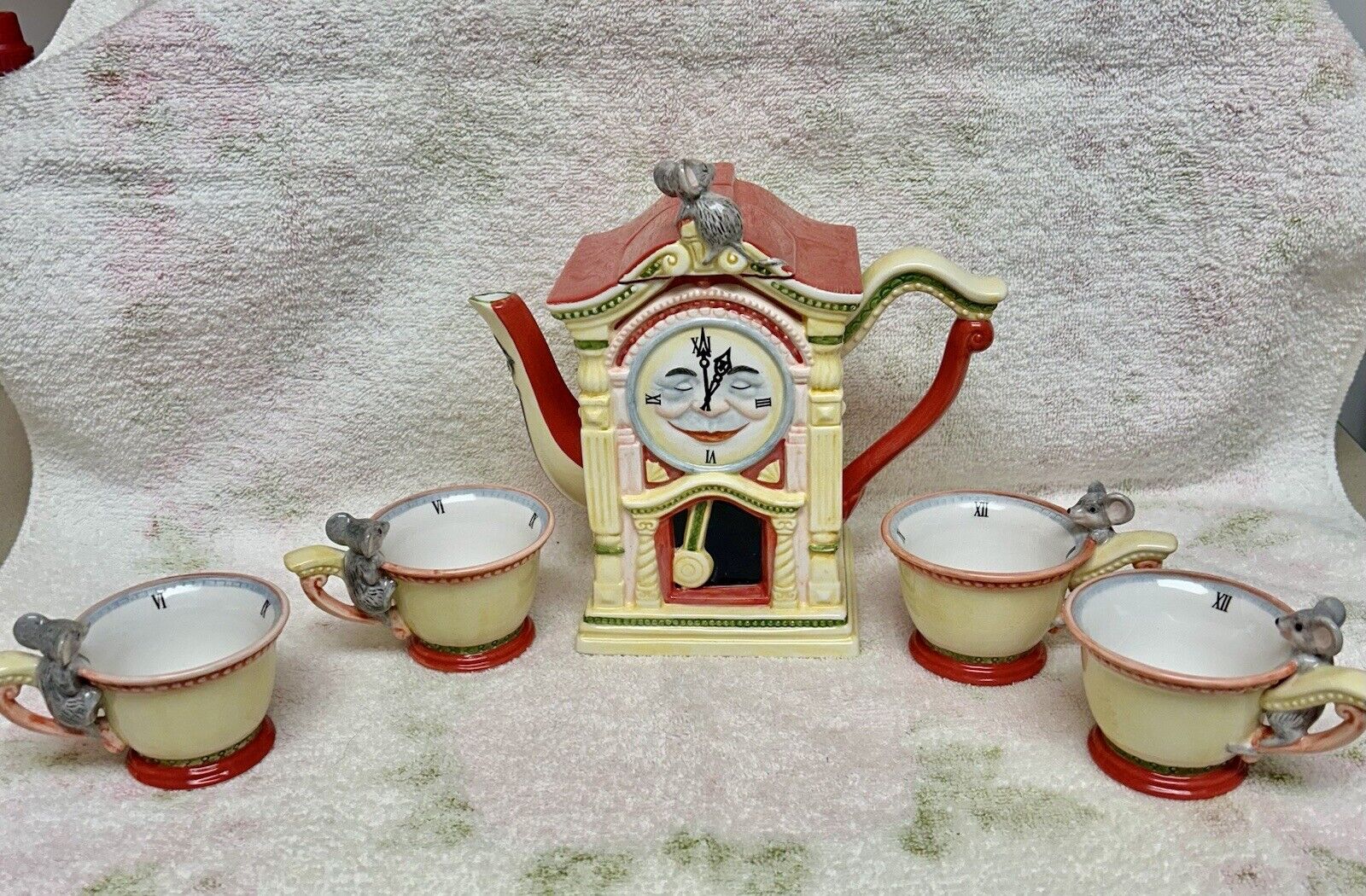 Vintage  1996 Department 56 Storybook Hickory Dickory Dock Ceramic Tea Set