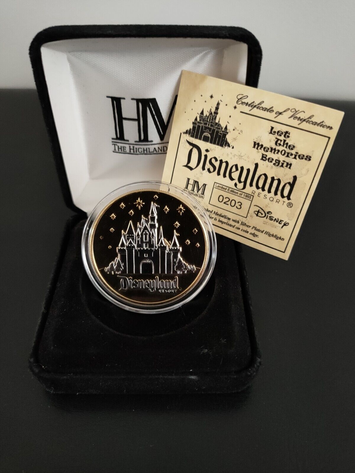 *Rare* Disneyland Highland Mint Medallion No. 203/1955 Minted