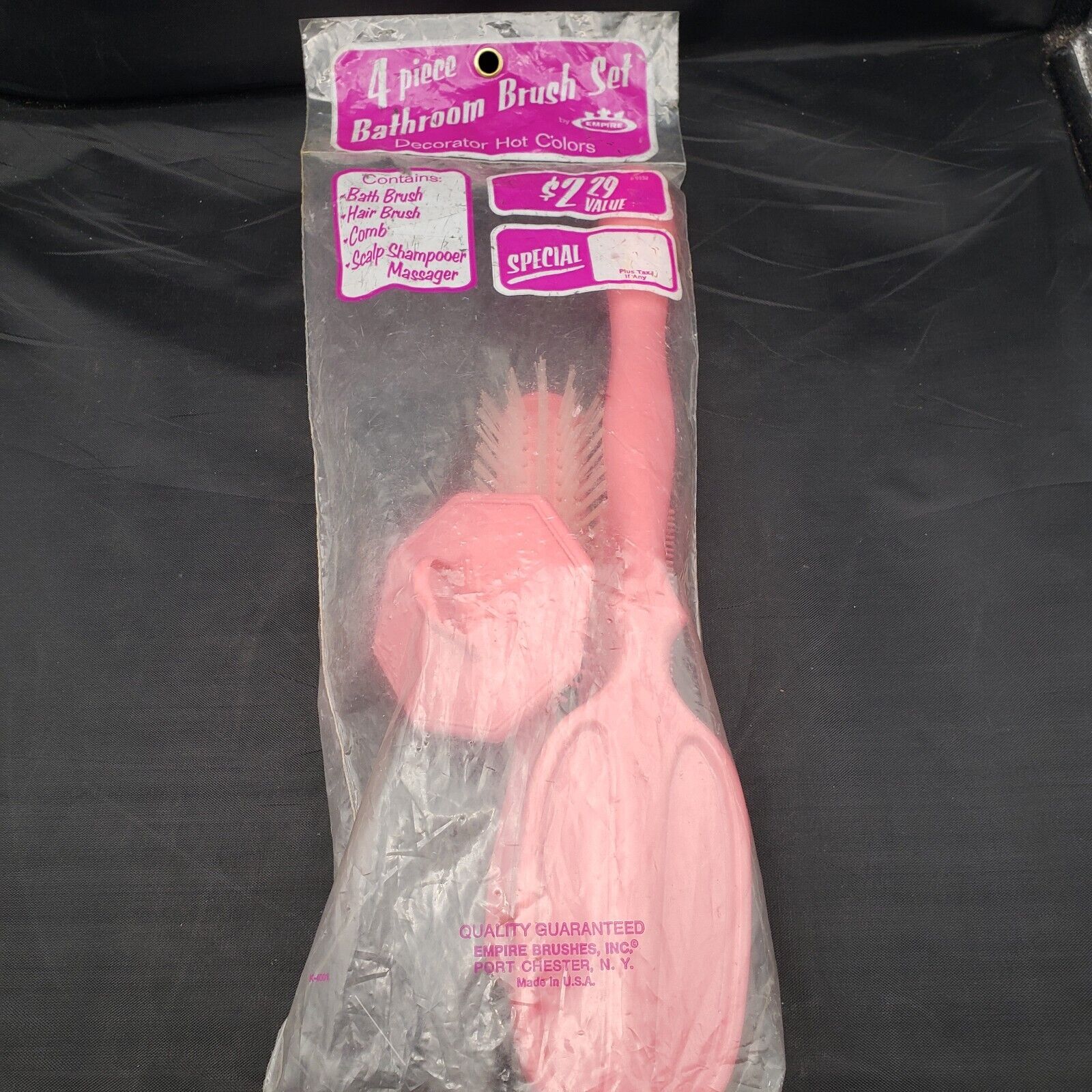 New 1960\'s Empire 4 Piece Hard Plastic Hot Pink Hair Brush Set Comb Scalp Back