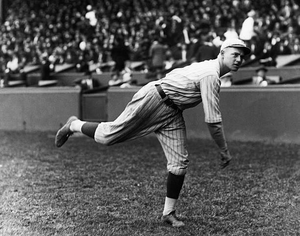 Waite Hoyt Throwing Pitch OLD PHOTO