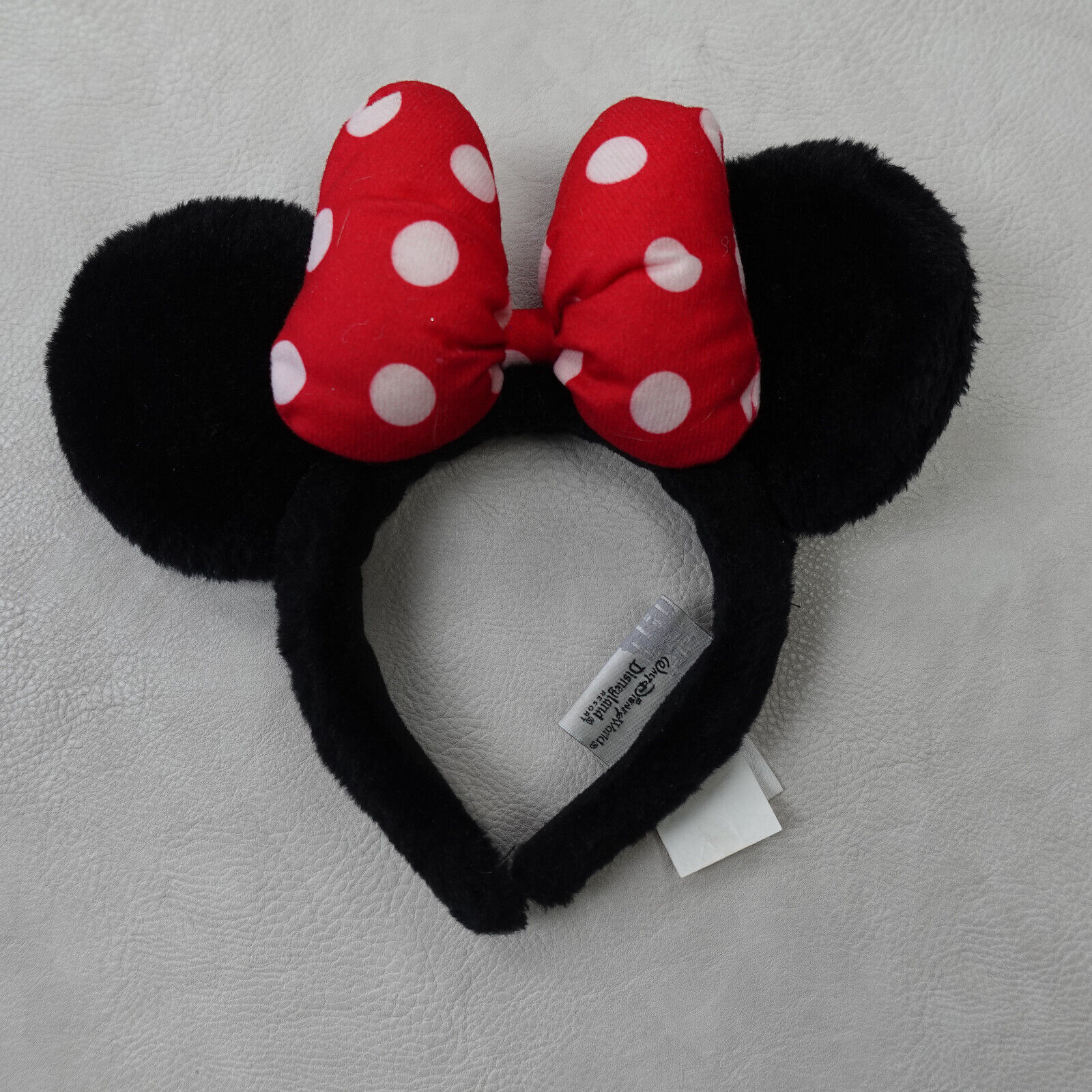 Minni Mouse Ears Black Furry Red Plush Bow Disneyland Resort
