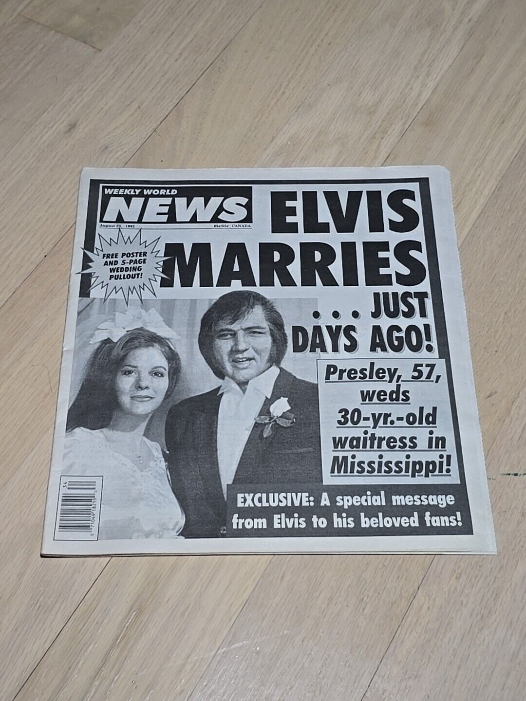 VINTAGE Weekly World News August 1992 Tabloid -  Elvis Presley Marries Waitress