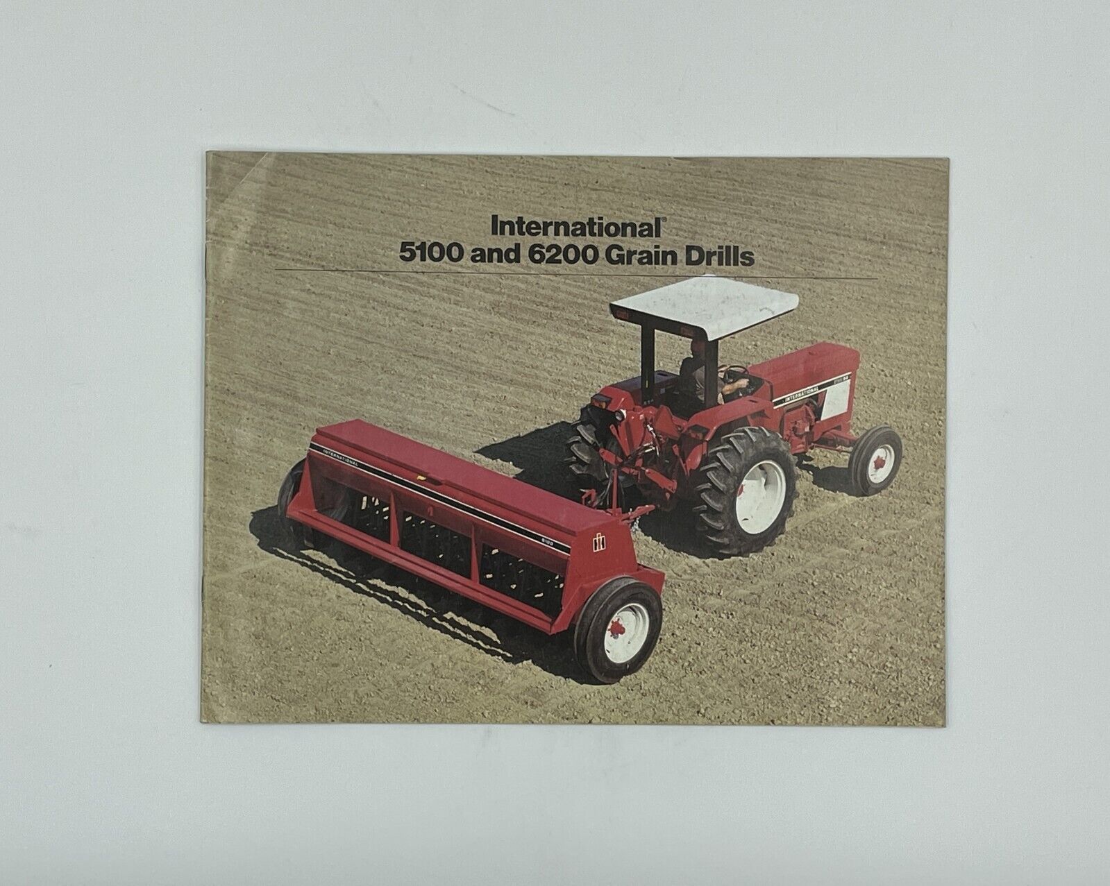 Case IH Sales Literature Brochure Advertising 5100 and 6200 Grain Drills