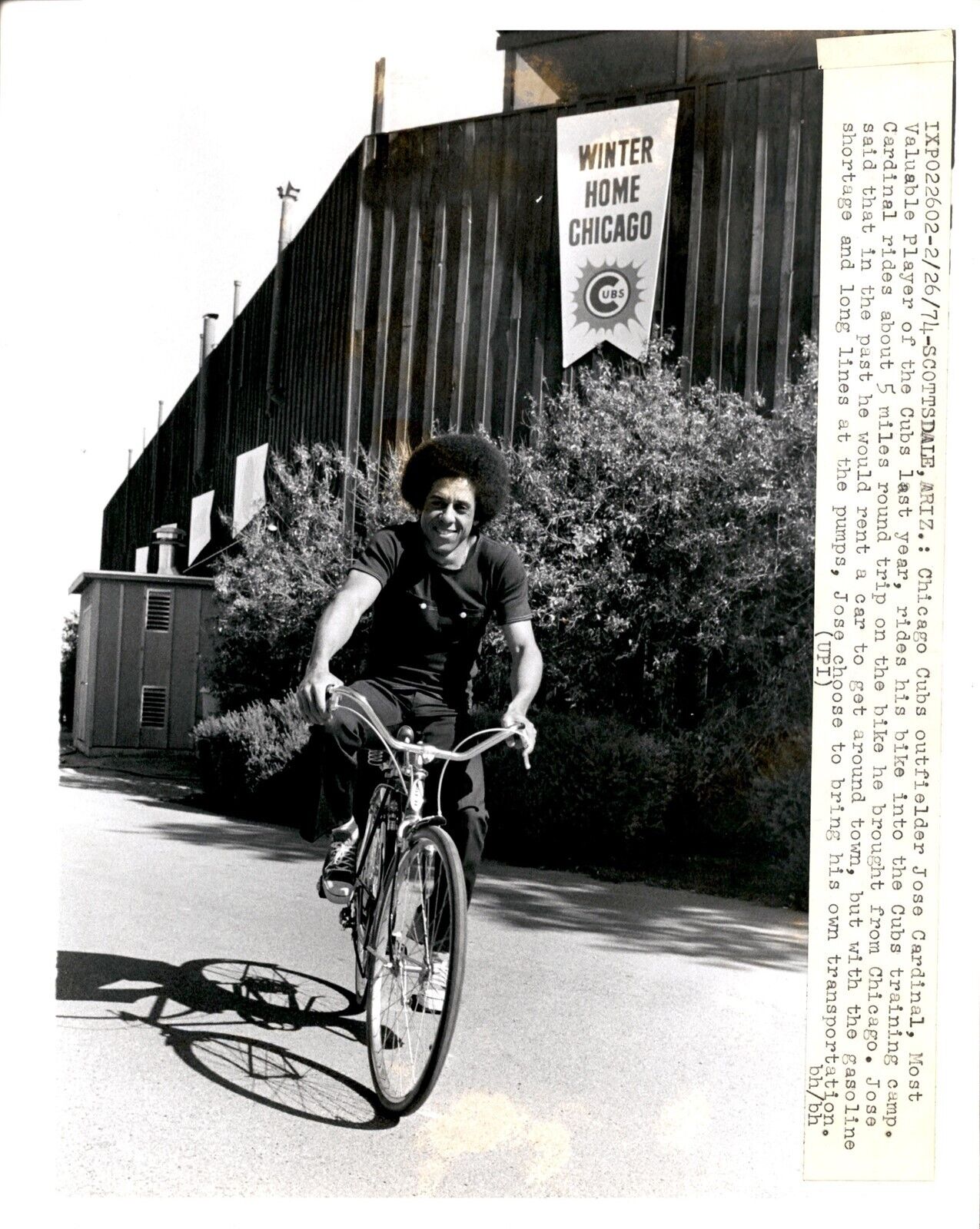 LD250 \'74 Orig Bill Hormell UPI Photo CHICAGO CUBS MVP JOSE CARDINAL RIDING BIKE