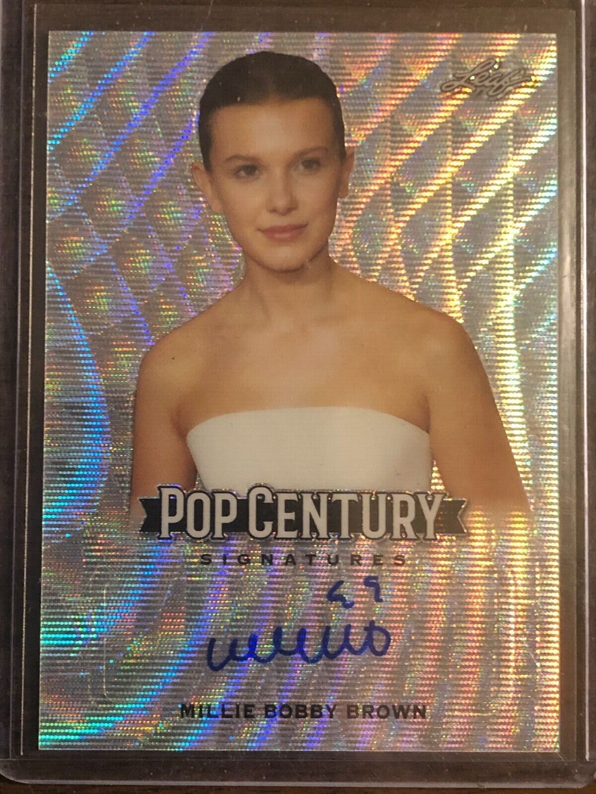 2019 Leaf #BA-MBB Millie Bobby Brown AUTO AUTOGRAPH Eleven from Stranger Things