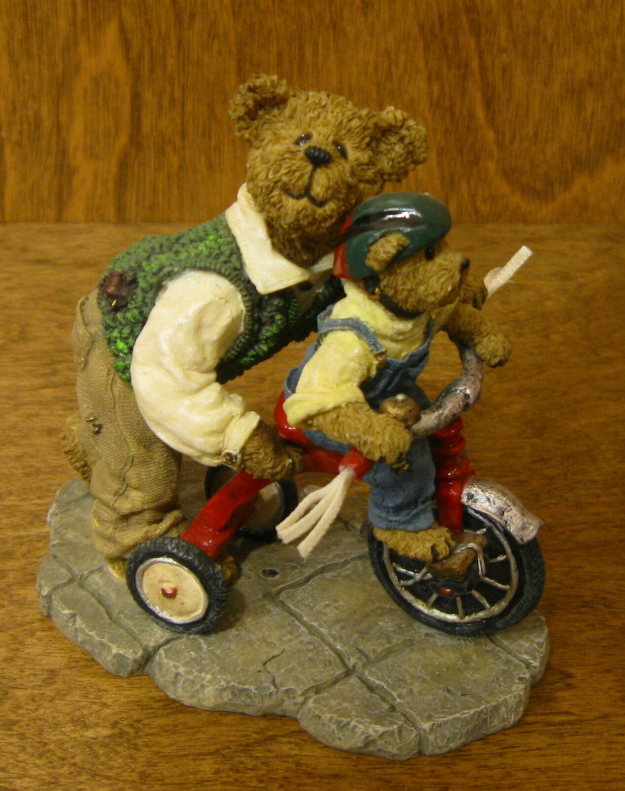 Boyds Bearstone #2277944 Daddy w/ Taylor...Hold On Tight,  NIB From Retail Store