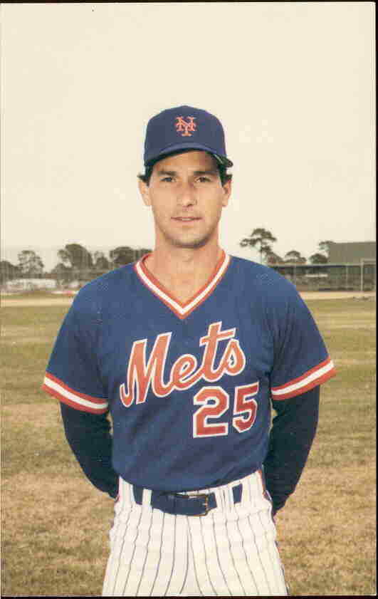 (7bl) Baseball: NY Mets, Danny Heep