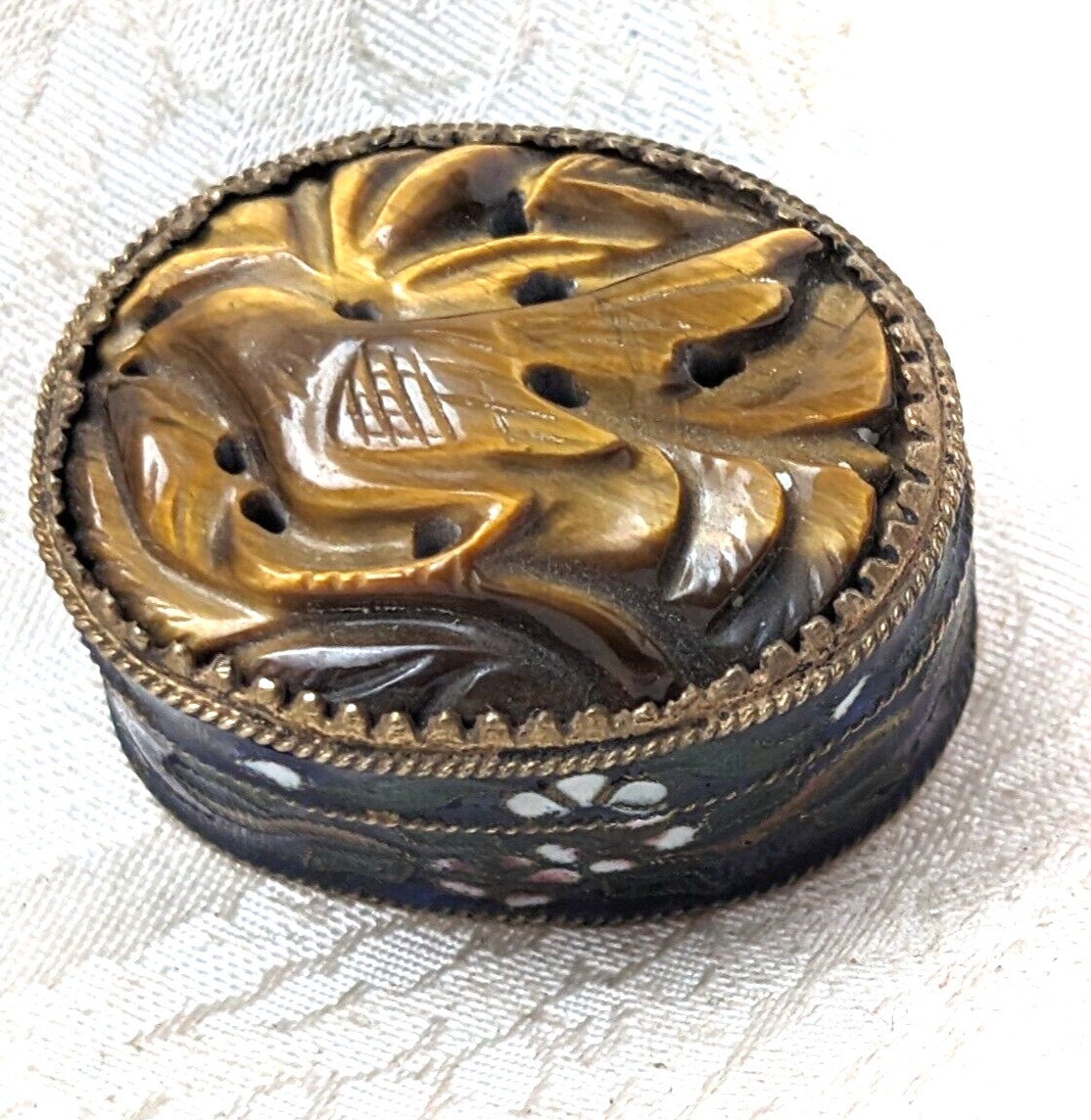 Vintage Chinese Cloissone Carved Tigers Eye Trinket Pill Box