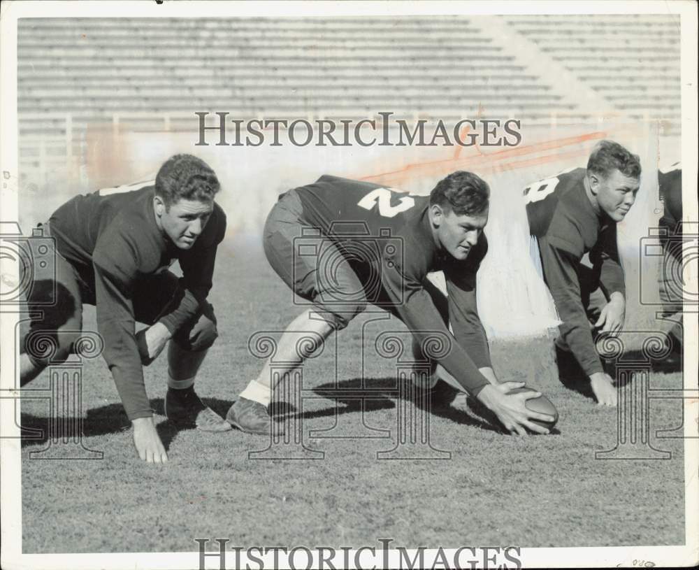 1935 Press Photo Three Football Players Before Snap - afa64107