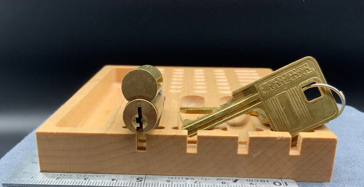 Federal Replacement Core 2 Keys Puck/Mono Tail Locksport