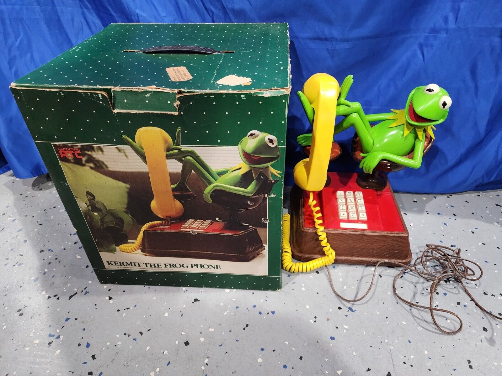 Kermit the Frog Phone 1983 Jim Henson Push Button Landline Telephone Vintage Box