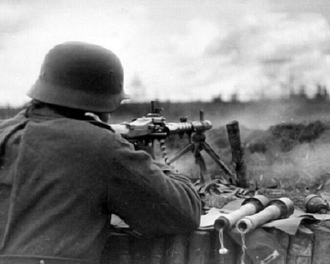German  Soldier with MG 34 and Stick Hand-Grenades Russia 8x10 WWII Photo 836a