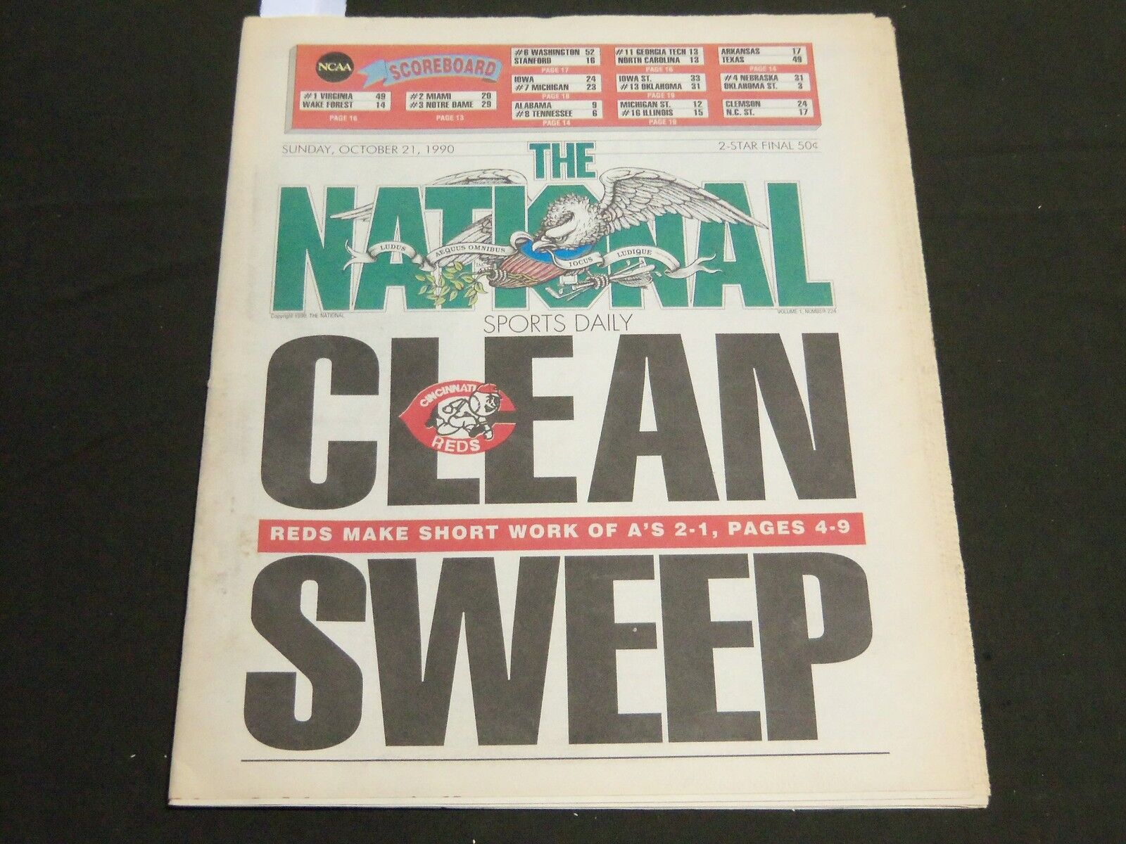 1990 OCTOBER 21 THE NATIONAL NEWSPAPER - CLEAN SWEEP REDS OVER A\'S - NP 2341
