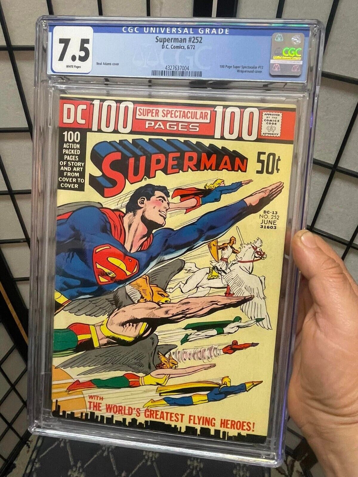 Superman #252 (CGC 7.5 - DC 1972) 100 Pages. Wraparound Cover. Neal Adams.