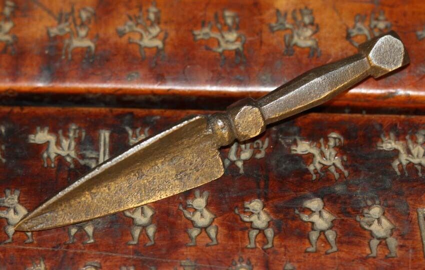 Wonderful Tibetan 18th Century Old Antique Buddhist Miniature Iron Phurba Amulet