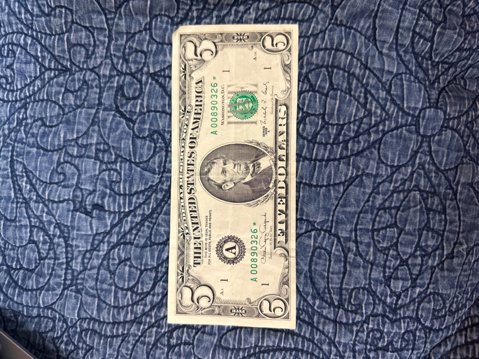 Vintage 1988A five Dollar Bill and it is in a good condition.