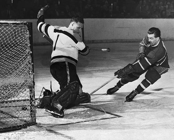 Maurice Richard Scoring in Hockey Game - Montreal Canadien Mau - 1953 Old Photo