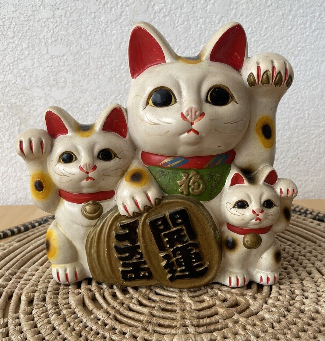 Japan Antique Ceramic Triple LUCKY CAT MANEKI NEKO Right Hand Good Fortune Bank
