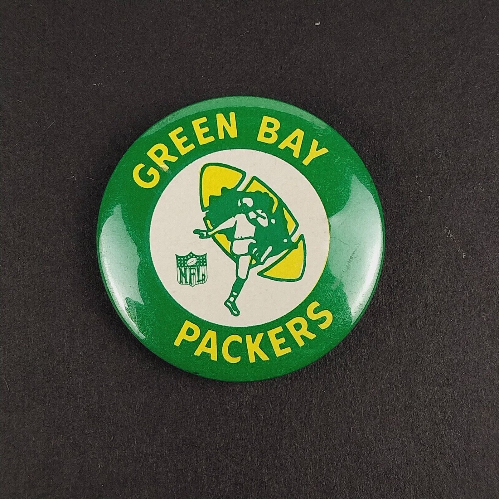 Vintage Green Bay Packers Pinback Pin Old Logo Throw Back NFL Football