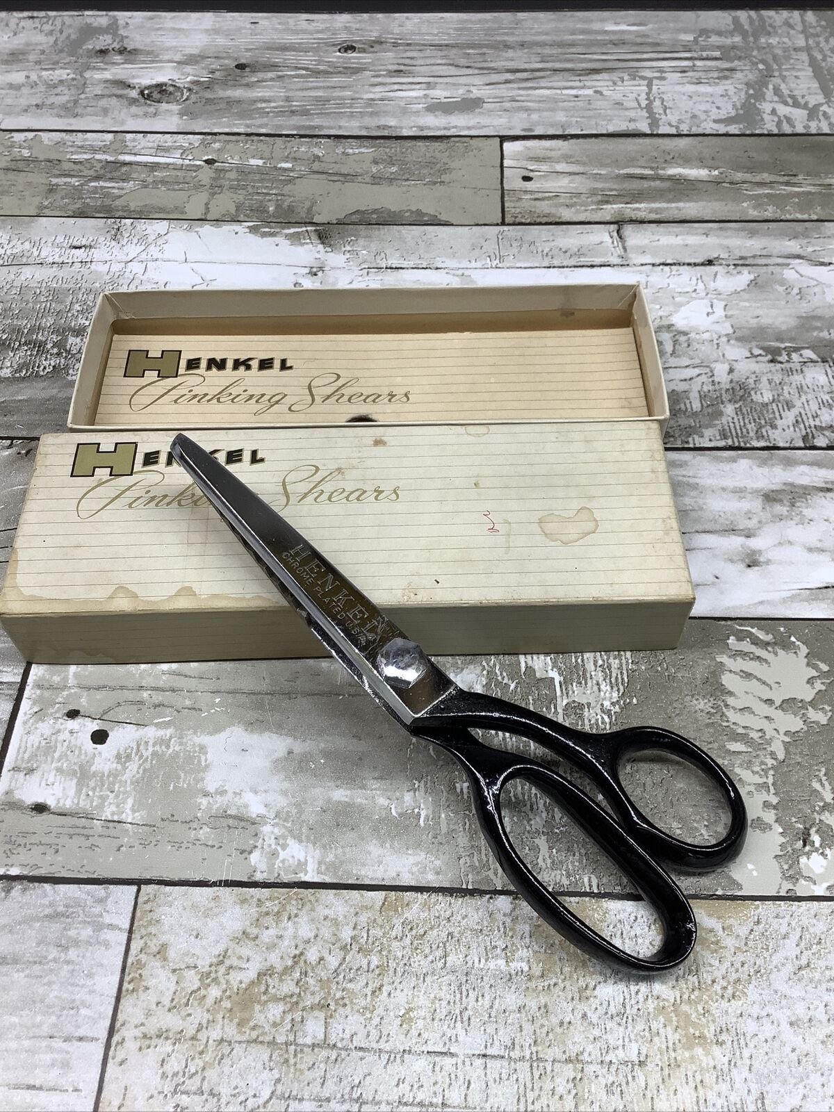Chrome Plated Henkel Clauss Pinking Shears Scissors 7 1/4 “Length In Box vtg