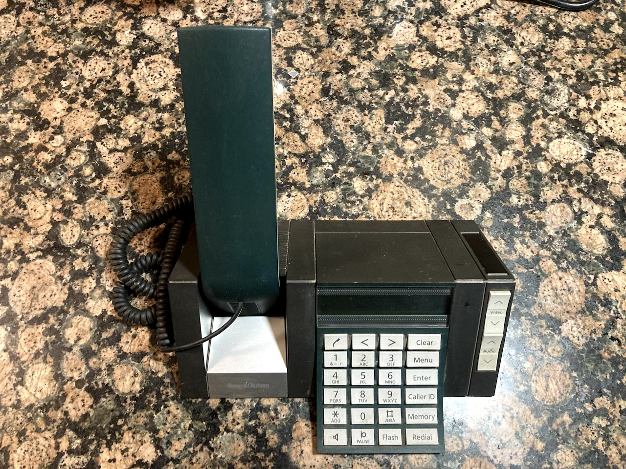 Bang & Olufsen BeoCom 2500 Telephone with Rare Attached Audio Remote Control