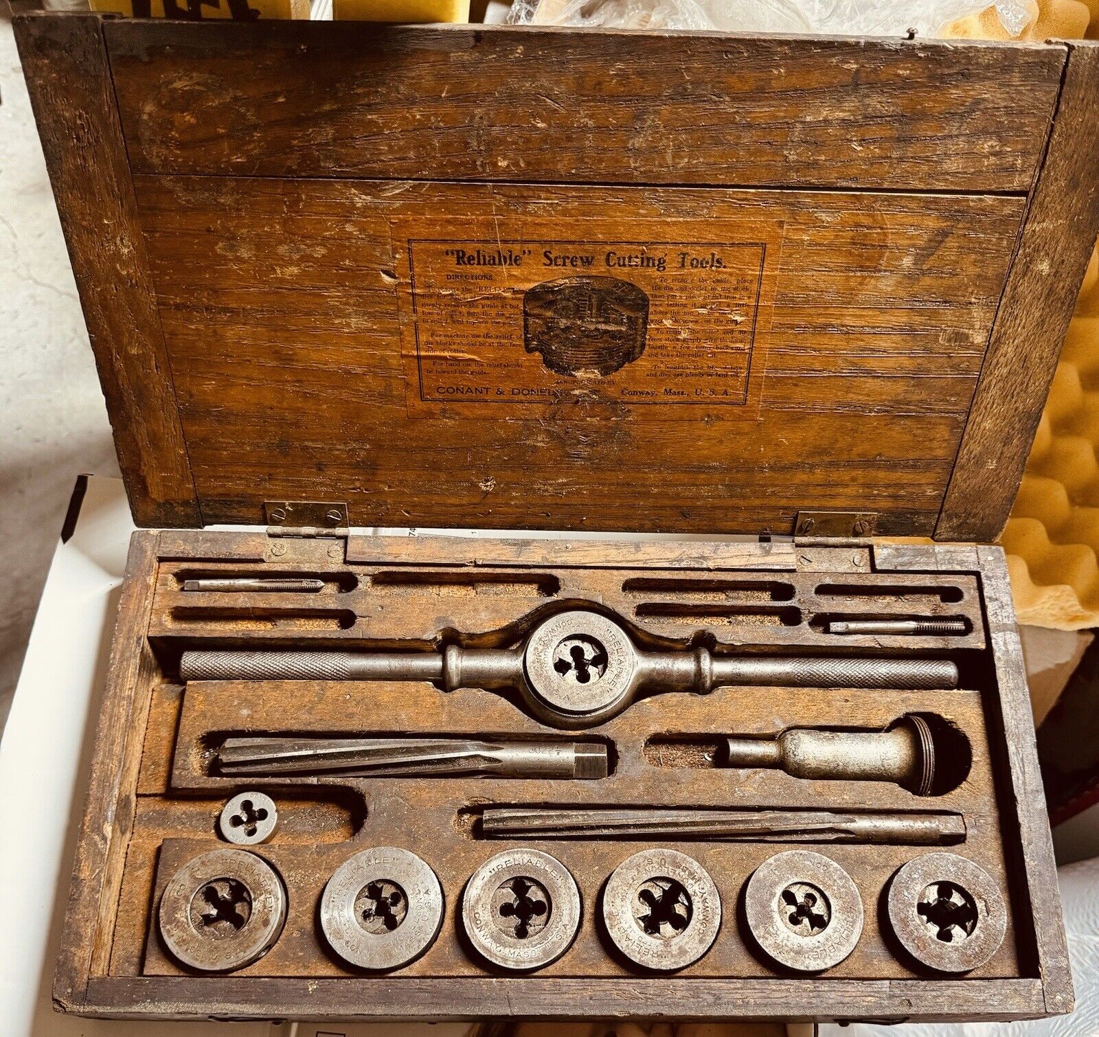 Antique Vintage Reliable Screw Cutting Tool Kit