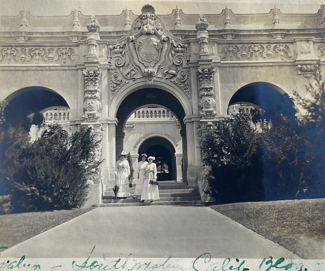 c1915 Photograph Southern Counties Building Entrance, Panama-CA Expo RARE