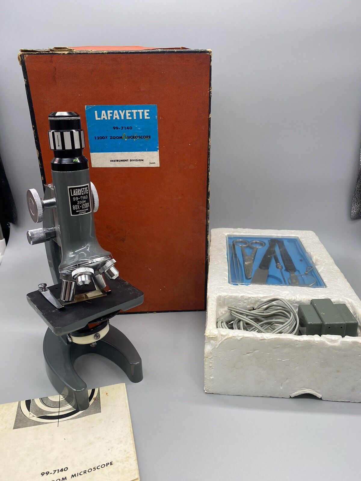 Vintage LAFAYETTE 99-7140 80x-1200x Zoom Microscope 