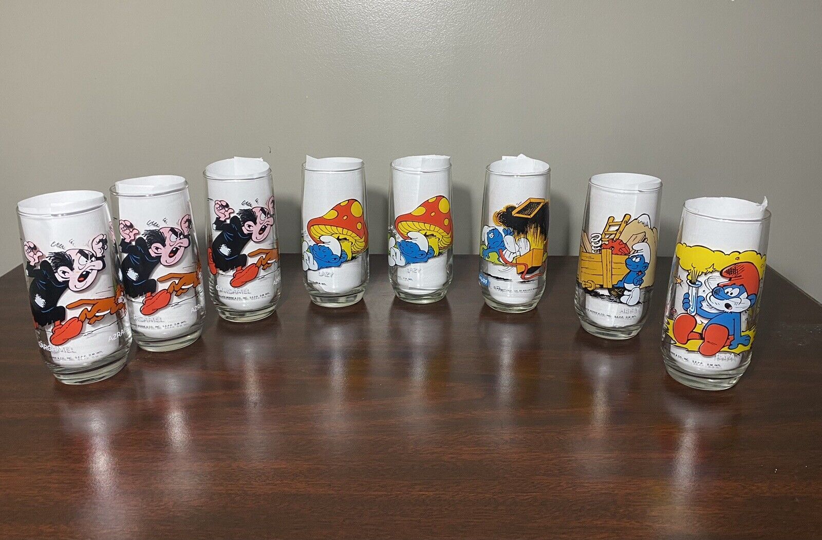 Vintage 1982 & 1983 Smurfs Peyo Collectable Drinking Glasses Lot of 8