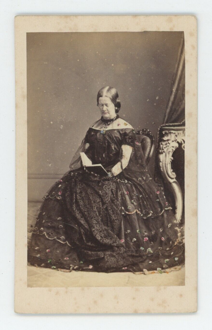 Antique CDV Circa 1870s Lovely Elegant Woman in Dress Pickering Birmingham, UK