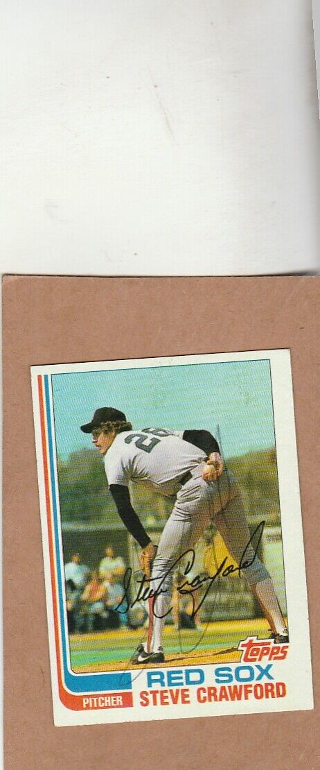 1982 Topps # 157 Steve Crawford-   autographed card