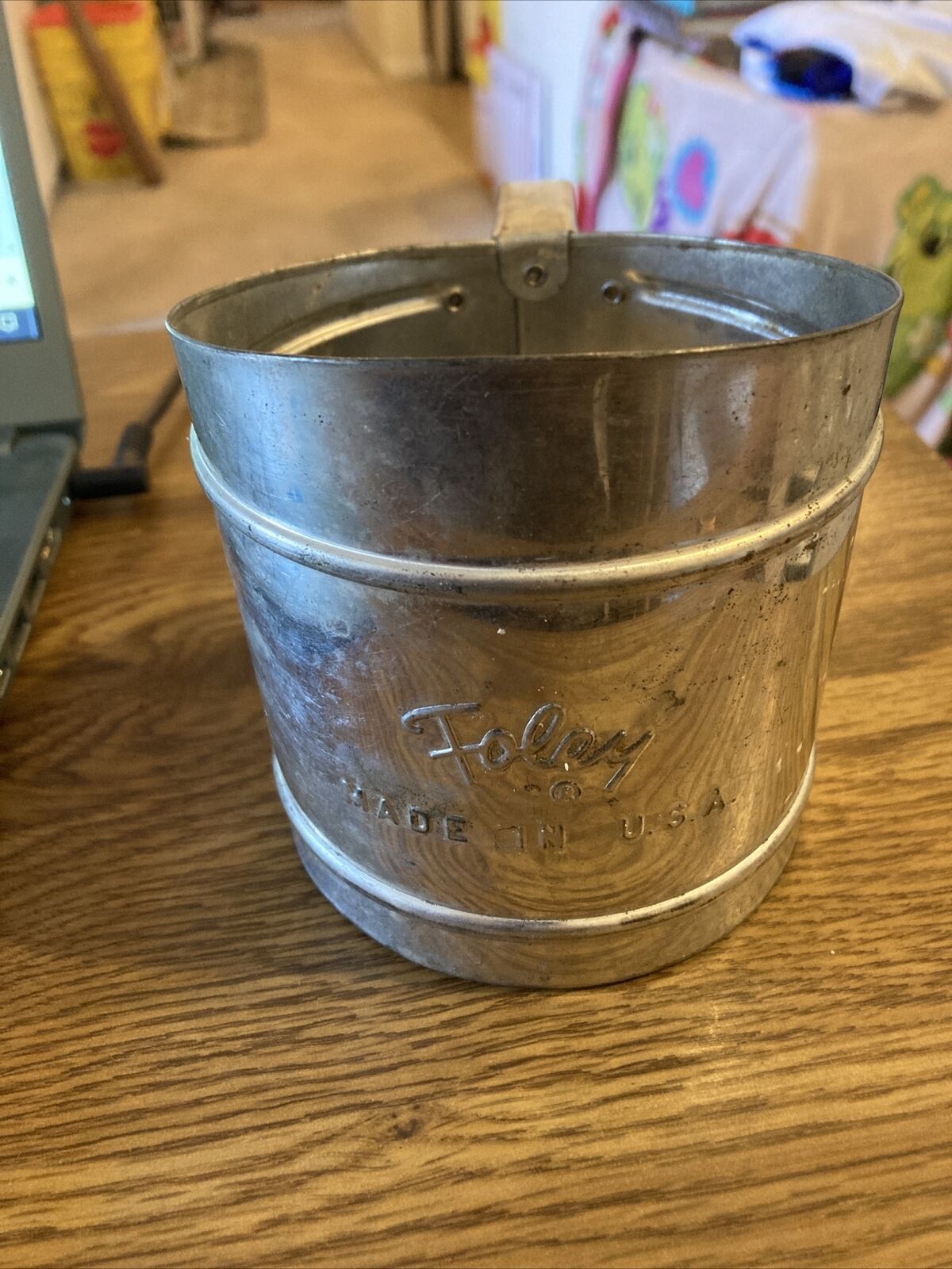 Vintage FOLEY USA 2 Cup Flour Sifter with Metal Squeeze Handle, Circa 1950s