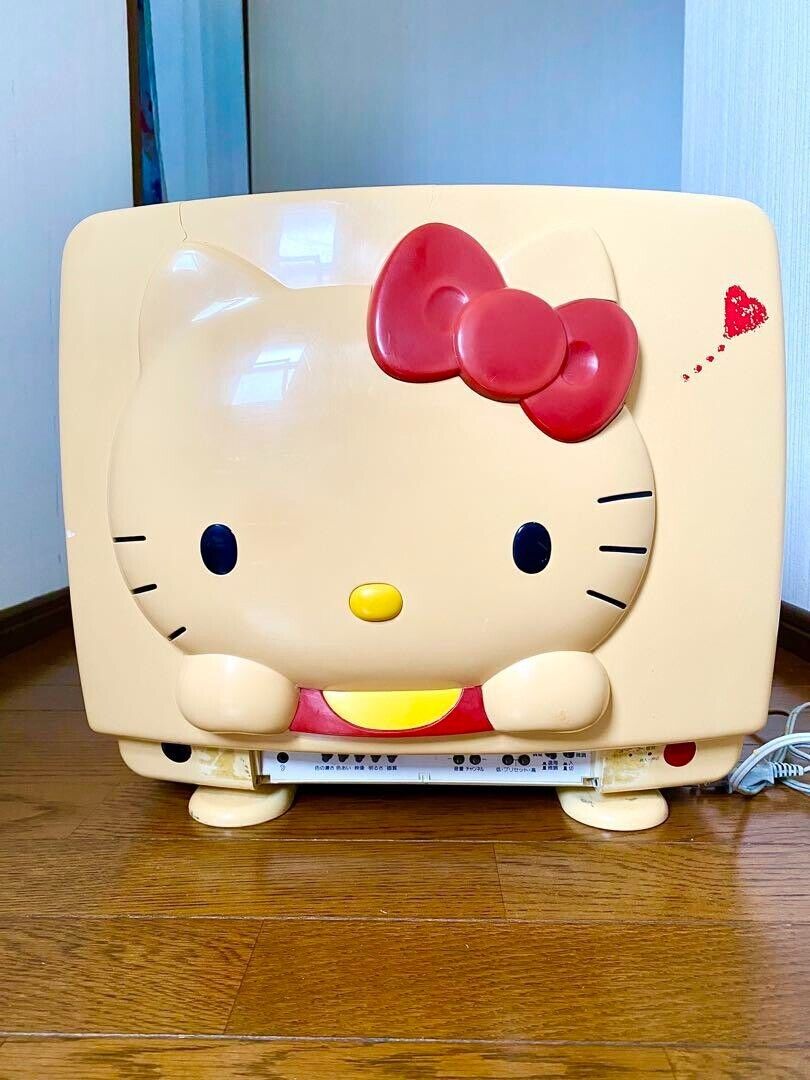 Sanrio Hello Kitty Retro CRT TV 14 inches Very Rare Vintage White Japan used