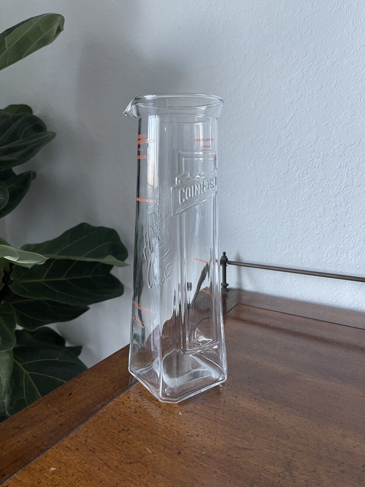 Cointreau Juice Rickey Liqueur Measuring Glass Carafe Pitcher/FRANCE 28oz
