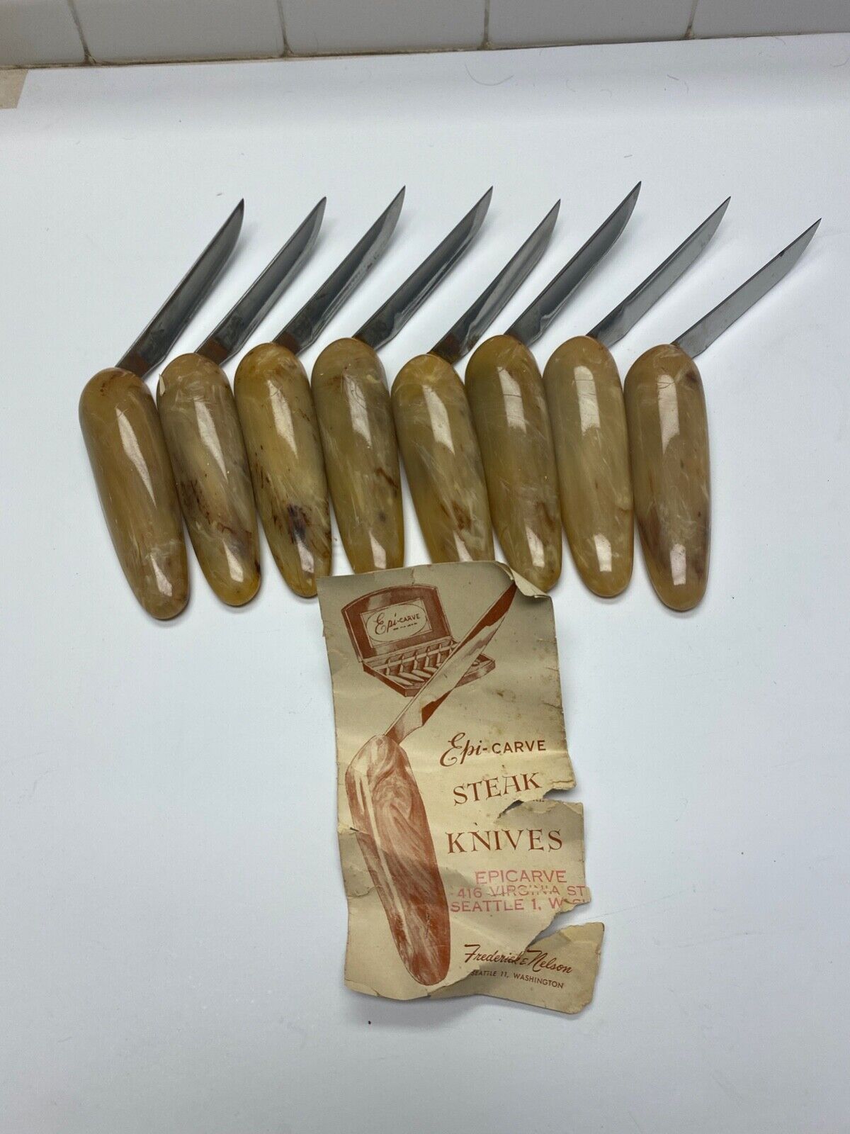 Set of 8 Vintage Epi Carve Angled Steak Knives