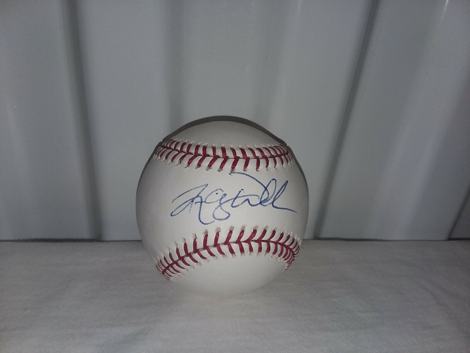 Randy Wells Autographed Rawlings Major League Baseball