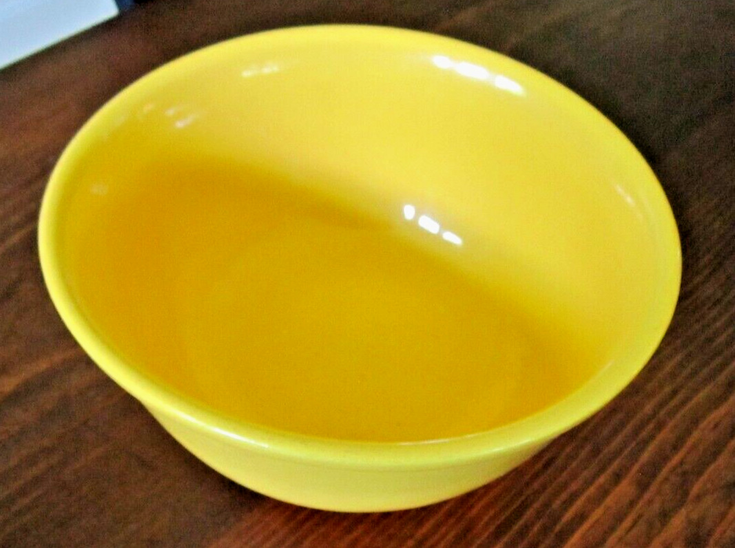 Collectible Mixing Bowl USA Vintage Oxford Ware Daffodil Yellow Ceramic   SALE