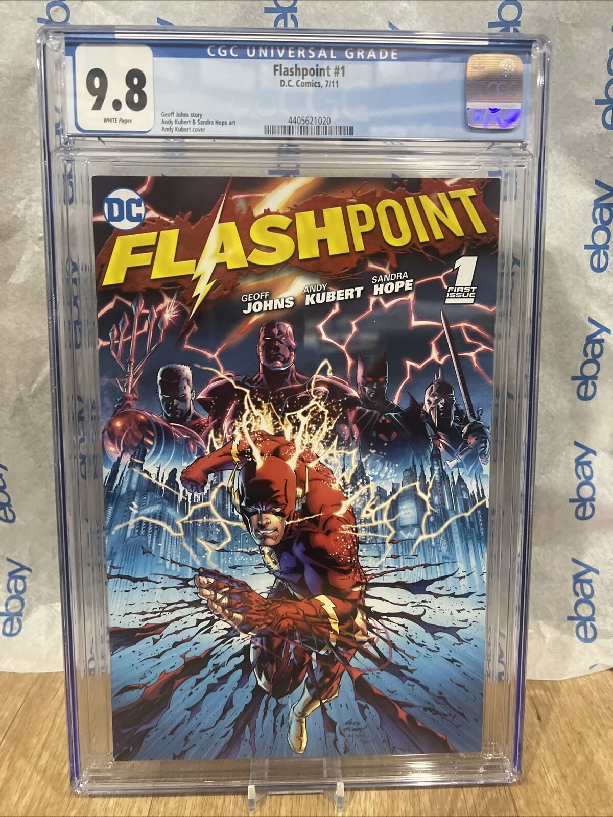 Flashpoint #1 CGC 9.8  Mini Series Flash DC Justice league Dc Comics 2011