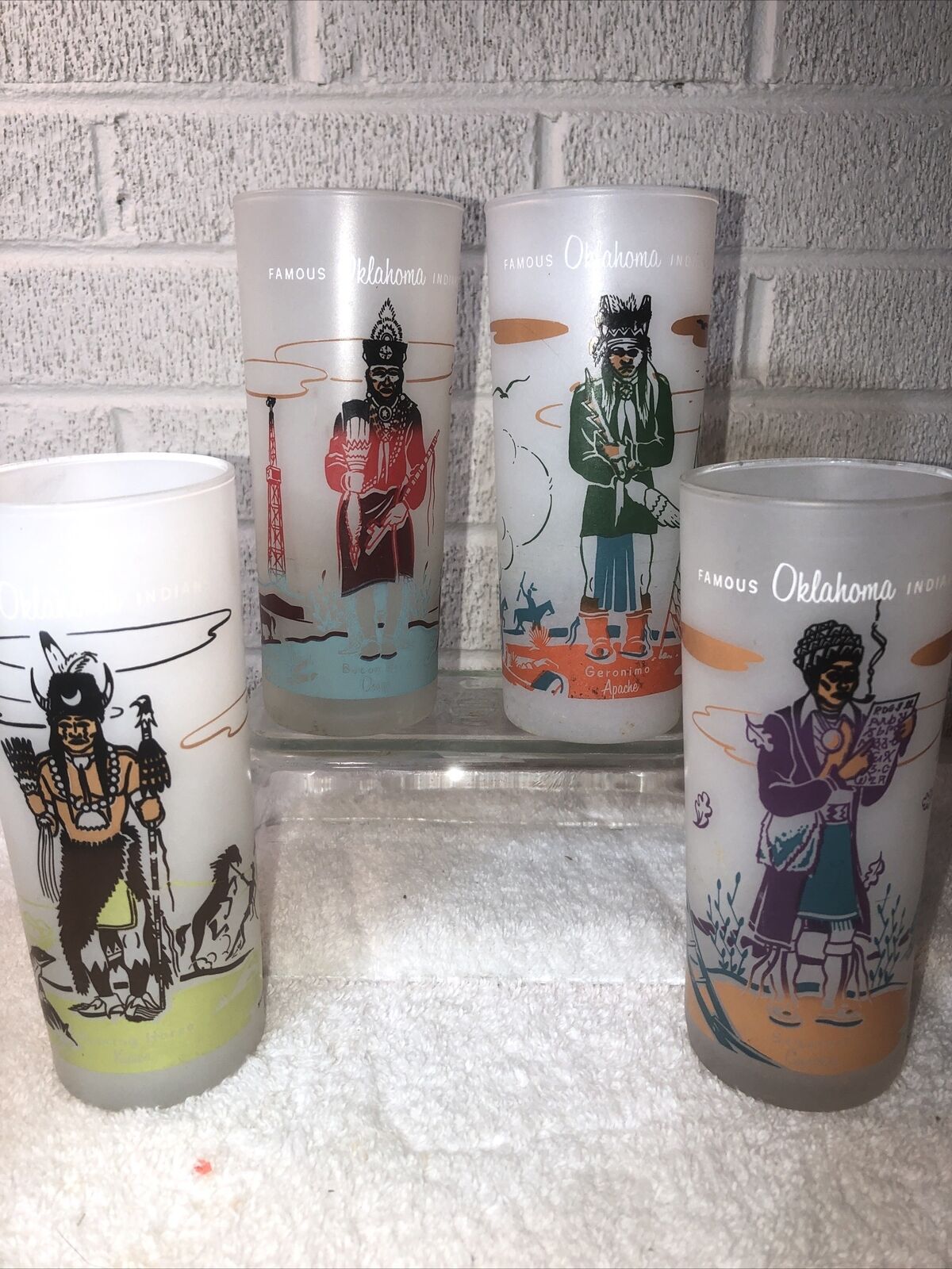 Set Of 4 Vintage Knox Oil Famous Oklahoma Indians Frosted Glasses