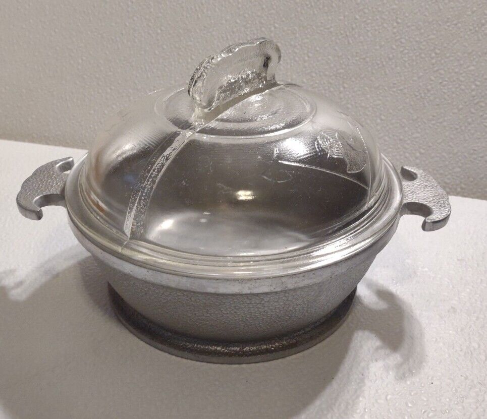 Vintage Guardian Service Ware Aluminum 1 Quart Cooker With Glass Dome Lid