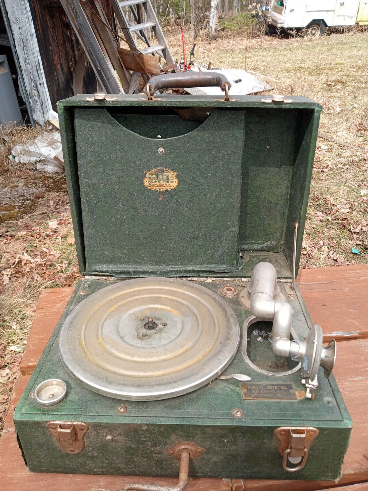 Antique 1920s CARRYOLA MASTER Portable Phonograph record player 78rpm WIND UP