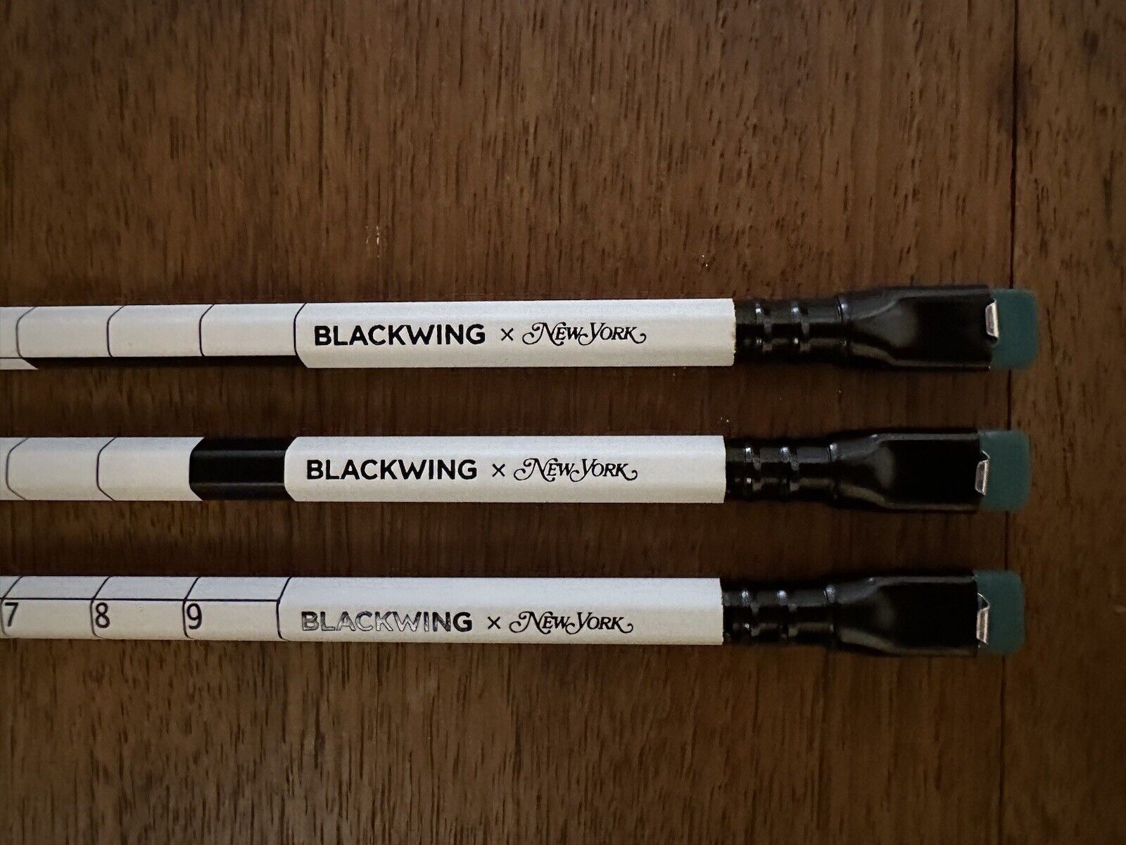 Blackwing x New York Magazine: 3 Pencils NO Box)