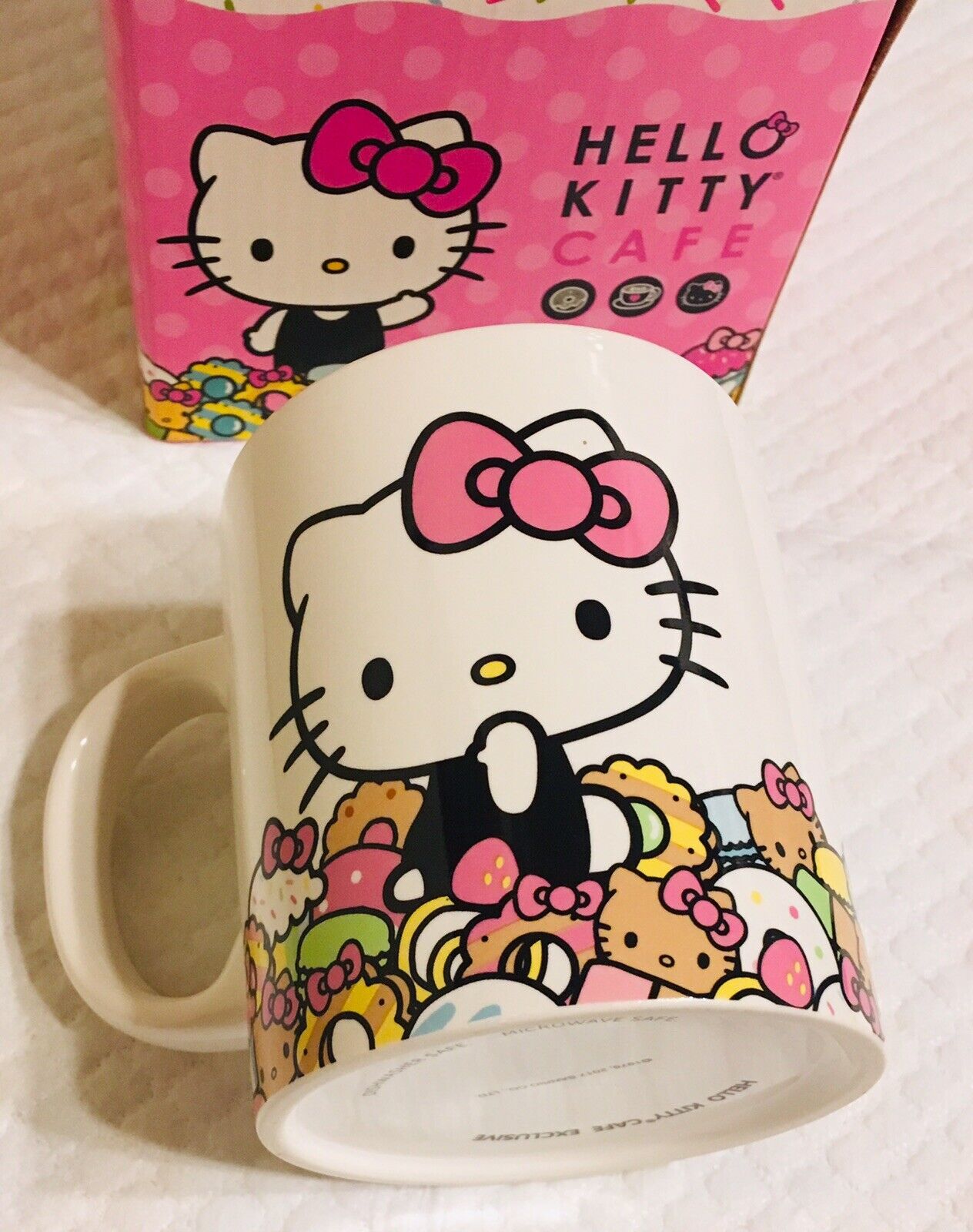 Adorable Sanrio Hello Kitty Cafe Ceramic Mug Exclusive Collectors New In Box