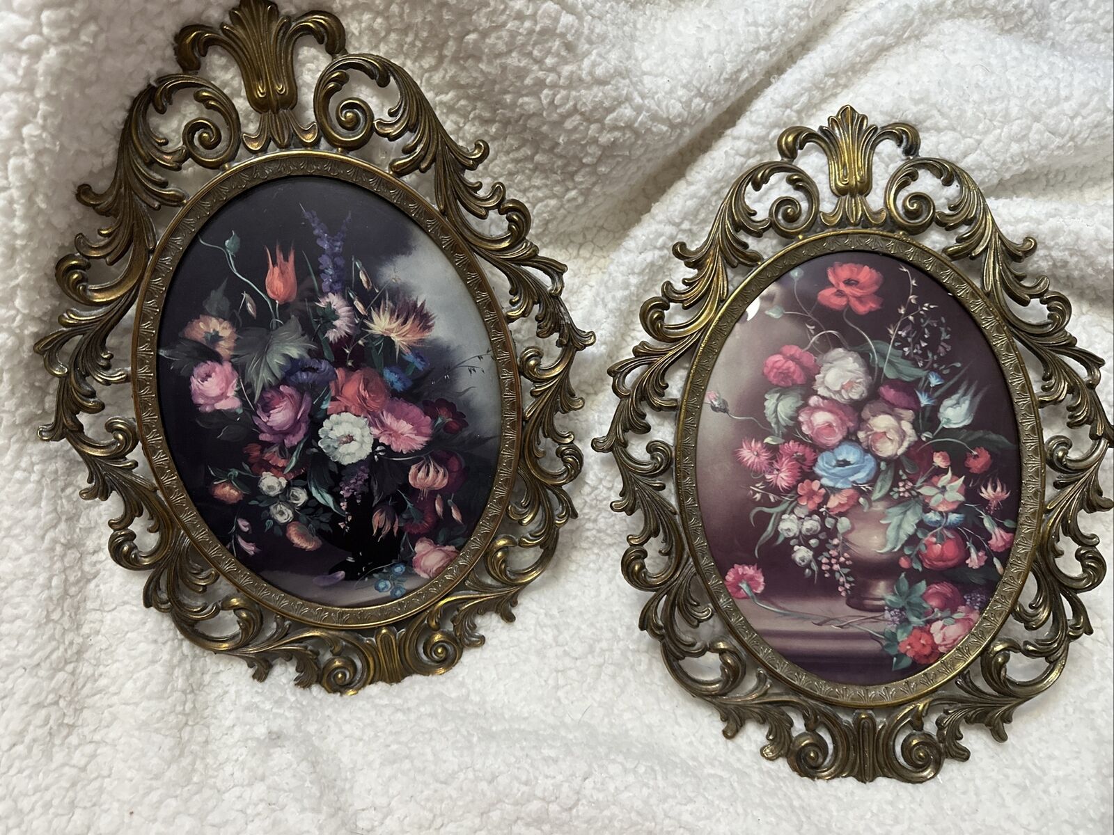 2 Vintage Ornate Brass Oval Frames Convex Glass Floral Pictures 
